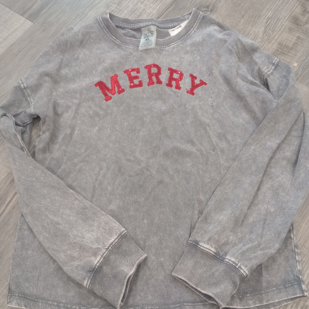 Festive Gray Long Sleeve Kids Tee with Red Print